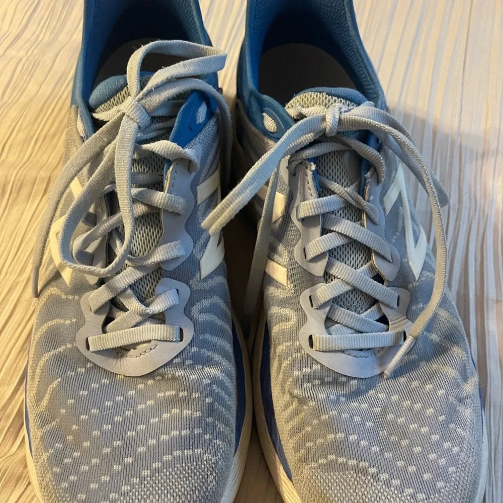 New balance fresh foam 860 A11 blue running shoes size‎ 9 1/2